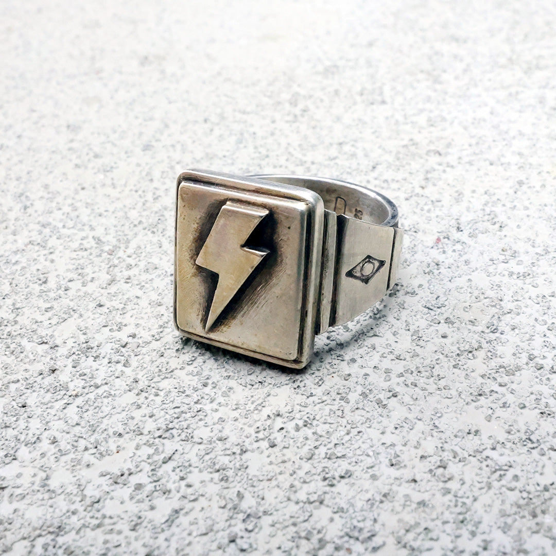 Bolt Ring
