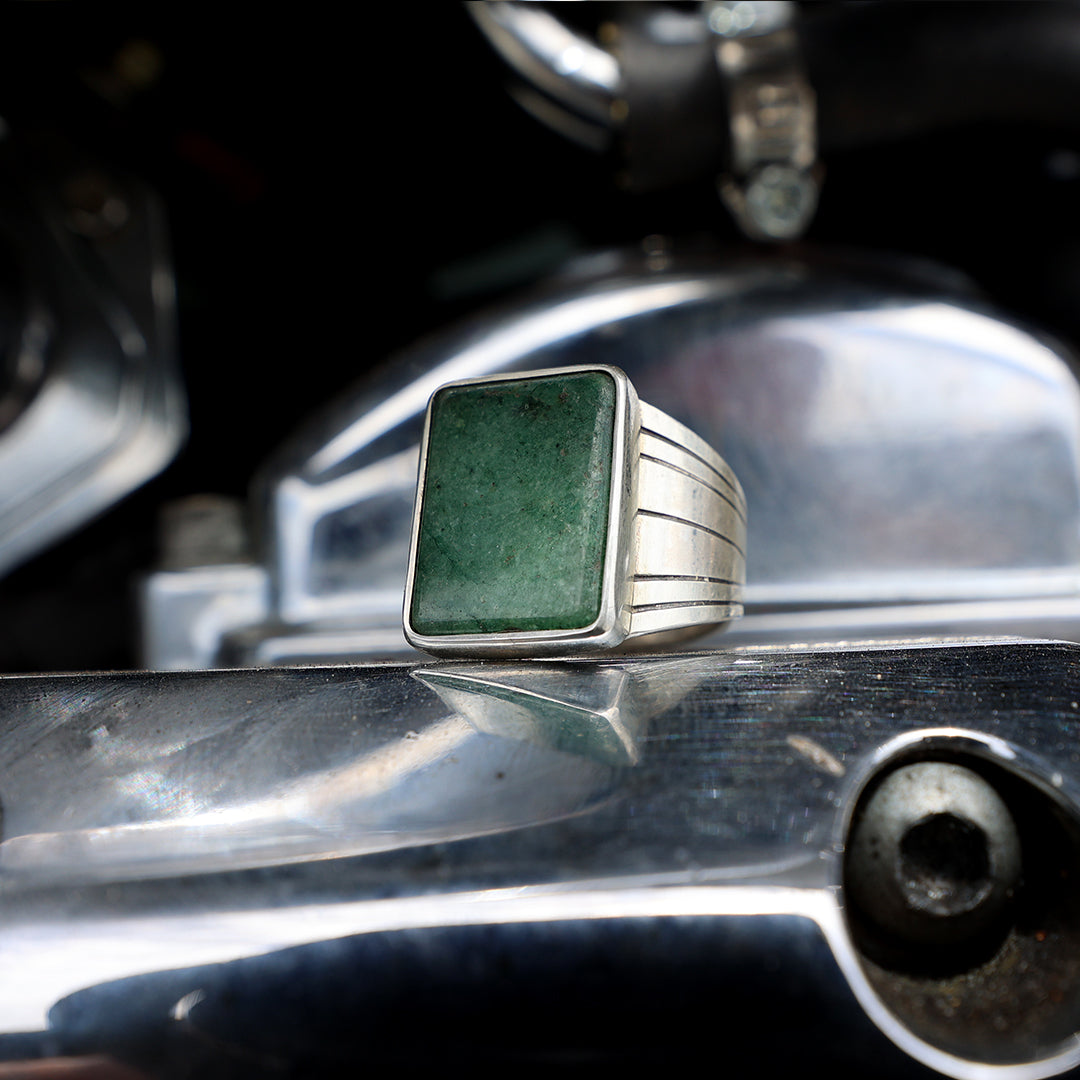 Oscuro Ring - Sterling Silver & Emerald