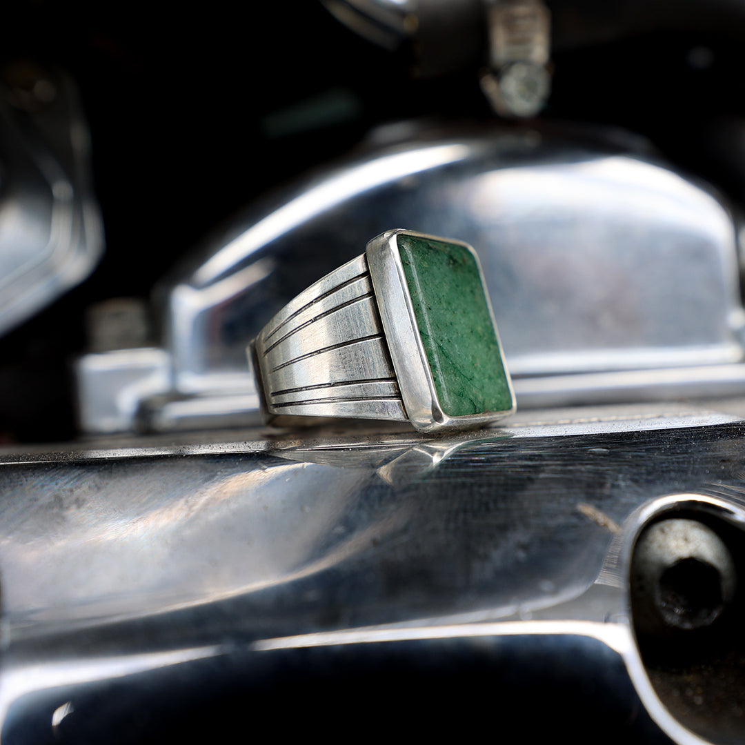 Oscuro Ring - Sterling Silver & Emerald