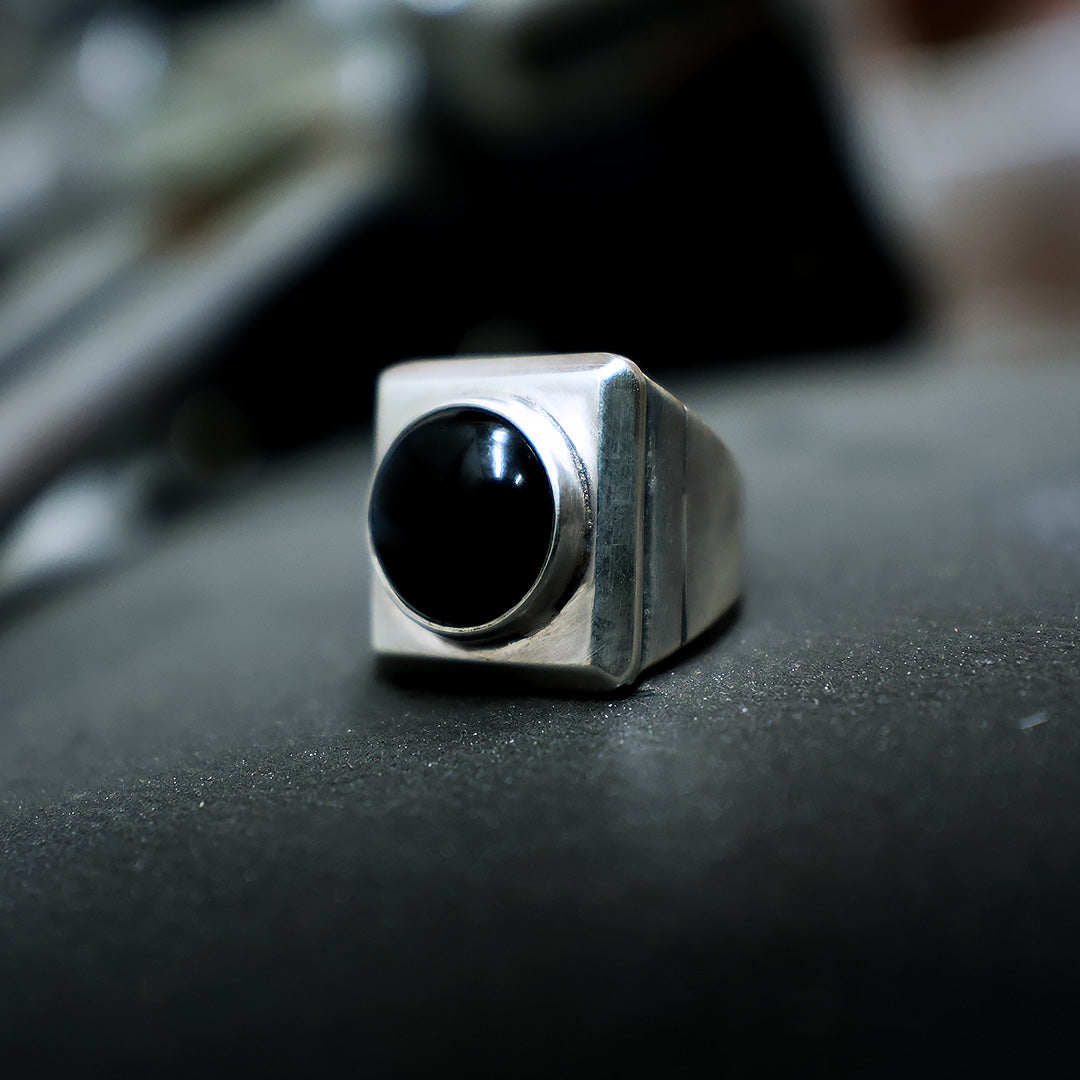 Ralo ring - Onyx & Sterling Silver